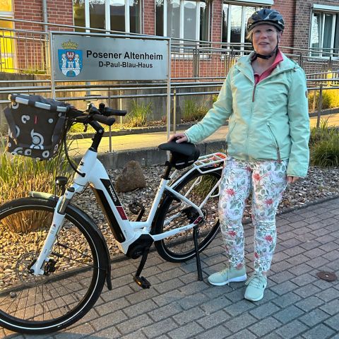 Michaela Bitter und ihr neues E-Bike